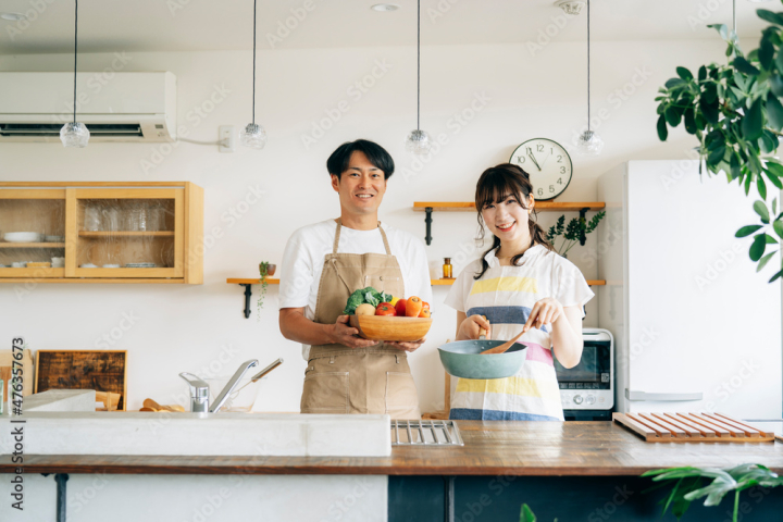 couple,dish,kitchen,housekeeping,family,couple,vegetable,meal,cooking,homemaker,man,woman,kitchen,lunch,breakfast,create,honeymooners,dinner,house,smile,apron,handcraft,receipe,new life,epicurean,pan,foodstuff,fun,chum,young,lover,casual,asian,30s,people,food,japanese,two people,adobestock