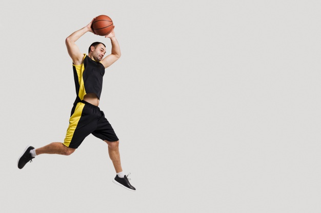 full shot,copy space,side view,enjoyment,side,full,copy,playing,active,horizontal,shot,hobby,male,activity,view,basket,play,exercise,fun,game,basketball,sports,space,sport,man
