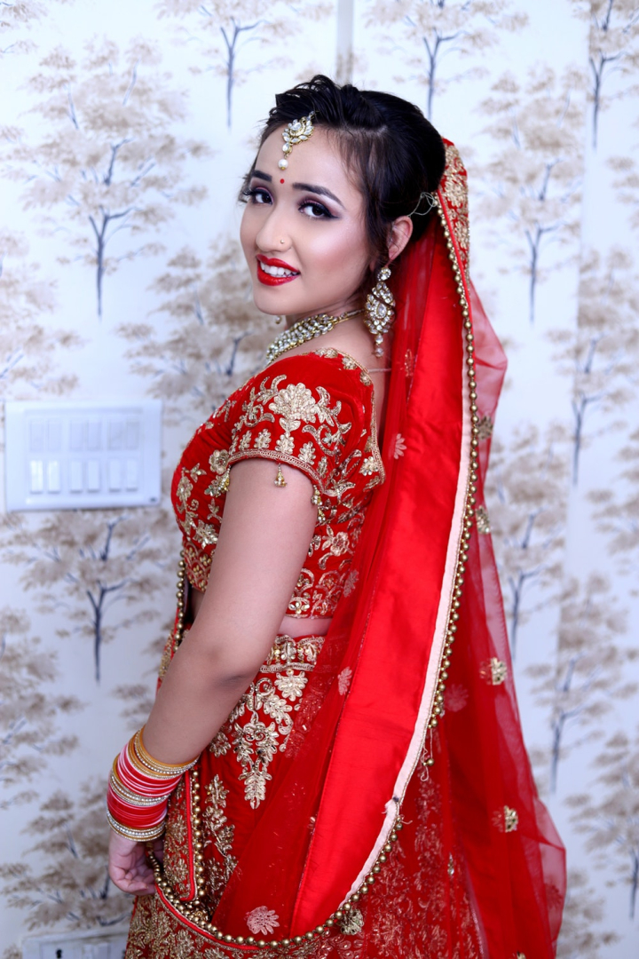 accessories,attractive,beautiful,beauty,cold,dress,elegant,facial expression,fashion,female,glamour,gold,gorgeous,hairstyle,jewelry,lady,make-up,marriage,model,outdoors,person,photoshoot,portrait,pose,pretty,saree,style,traditional,traditional wear,wear,wedding,woman