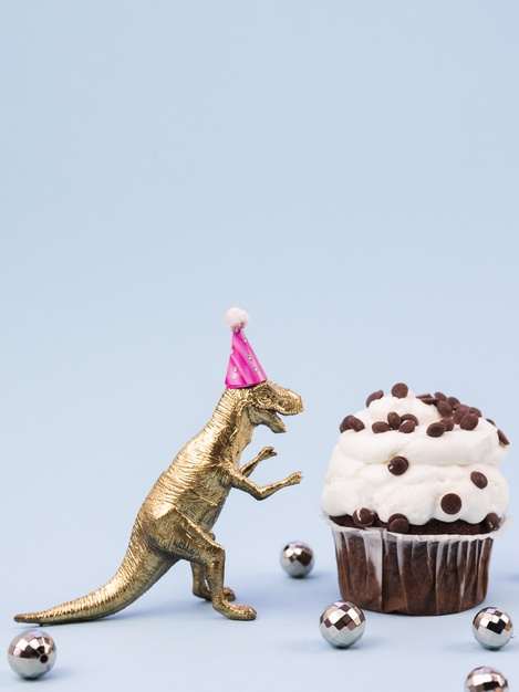 rex,baked,t rex,tasty,yummy,delicious,birth,festive,toy,funny,celebrate,dessert,dinosaur,sweet,hat,happy,celebration,anniversary,bakery,happy birthday,birthday,food