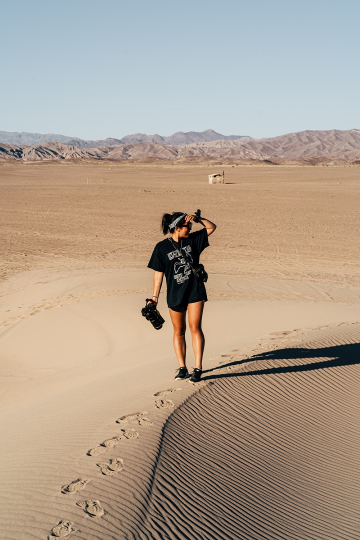 adventure,alone,arid,desert,drought,dry,dune,person,sand,woman
