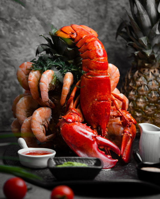served,cooked,delicacy,steamed,crustacean,freshness,prawns,shellfish,tasty,culinary,delicious,lobster,gourmet,meal,crab,fresh,dish,seafood,cooking,food