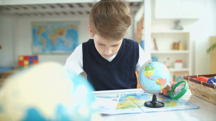 geographical,studying,student,atlas,schoolboy,boy,free download,png,comdlpng