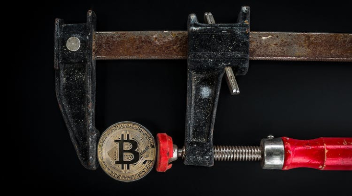 bitcoin,blockchain,coin,cryptocurrency,iron,measure,rust,rusty,steel,strength,tool