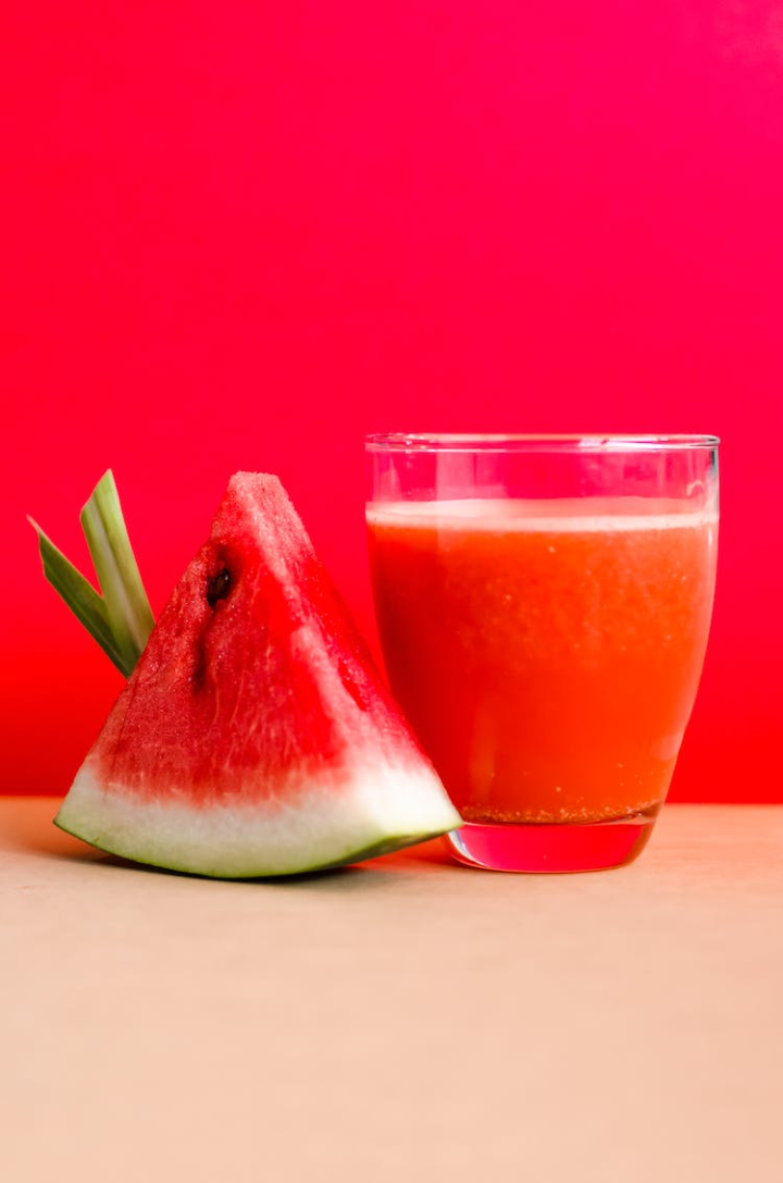 4k wallpaper,beverage,breakfast,close-up,cold,delicious,diet,drink,food,fresh,freshness,fruit,fruit juice,fruit shake,glass,healthy,juice,juicy,nutritious,organic,red,refreshing,refreshment,smoothie,summer,sweet,tasty,tropical,watermelon