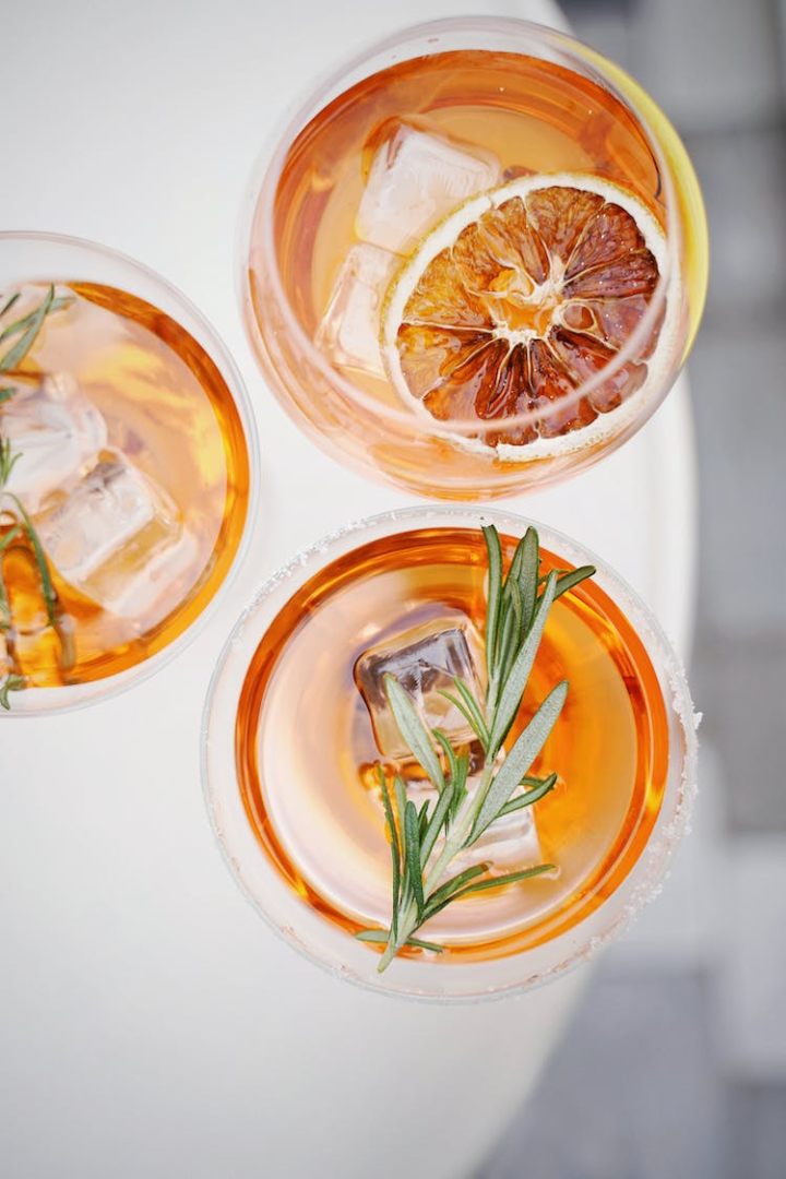 beverage,citrus,close-up,cocktail,cold,delicious,diet,drinks,food,fruit,glass,h2o,health,healthy,ice,icee,ingredients,juice,leaves,lemon,lemonade,mint,refreshment,rosemary,summer,tasty,tea,top view,tropical