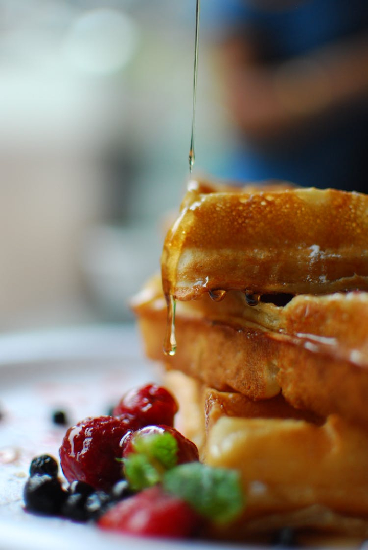 blur,bread,breakfast,cuisine,delicious,dessert,dining,dinner,dish,epicure,food,food photography,food preparation,fruits,homemade,meal,mouth watering,nutritious,pastry,plate,restaurant,sandwich,sweet,syrup,tasty,waffles,yummy