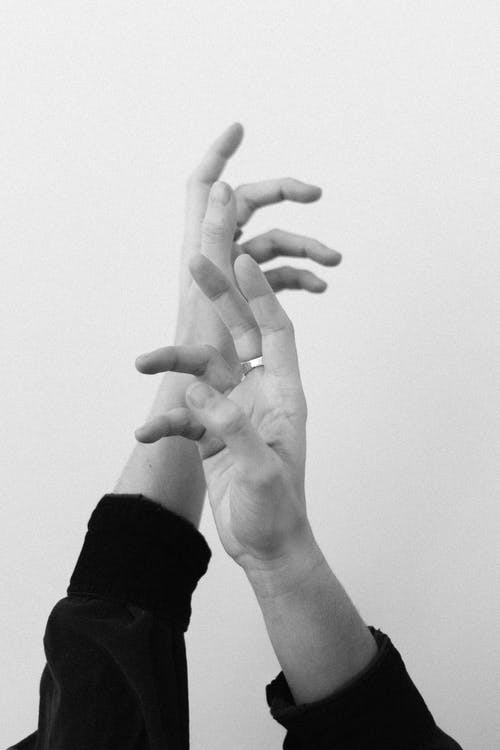 hand,arm,black,gesture,thumb,finger,nail,wrist,monochrome photography,monochrome,pexels