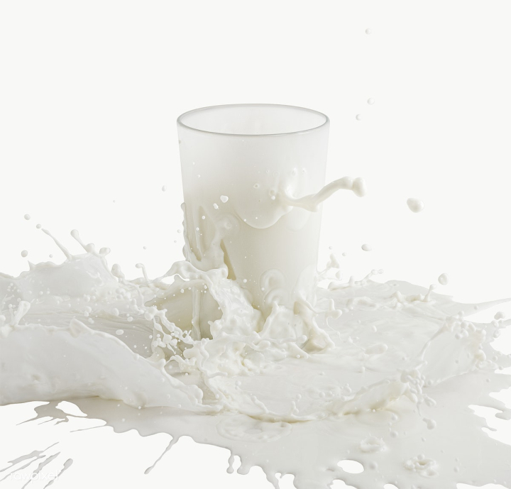 Transparent Glass of fresh milk. 17340365 PNG