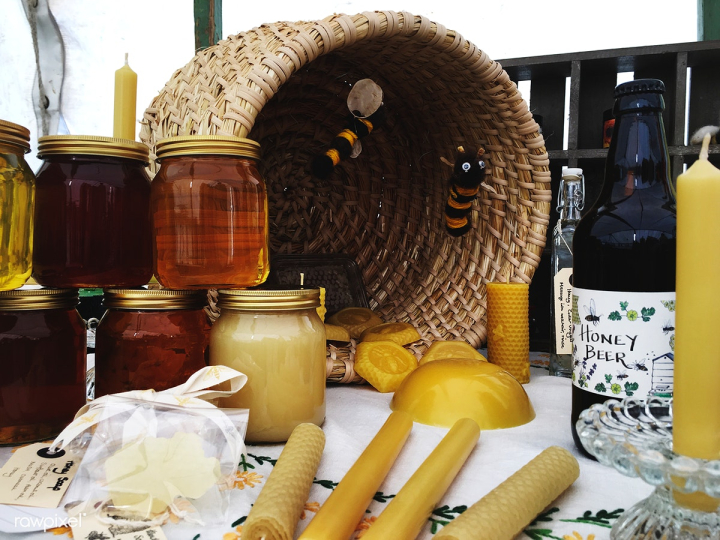 health,beeswax,honey,packaging,beer,bee,bottle,candle,decoration,display,drip,fluid,food,fresh,glass,goods,healthy,hive,honey spread,honeycomb,ingredient,jam,jars,jug,natural,nutrition,organic,product,propolis,pure,spread,sugary,sweet,table,taste,texture,wax,yellow