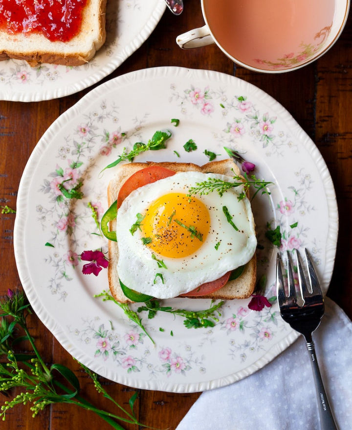breakfast,food & drink photos,food,toast,fried eggs,bread,fried egg,tea,herbs,breakfast eggs,food photography,fork,rawpixel
