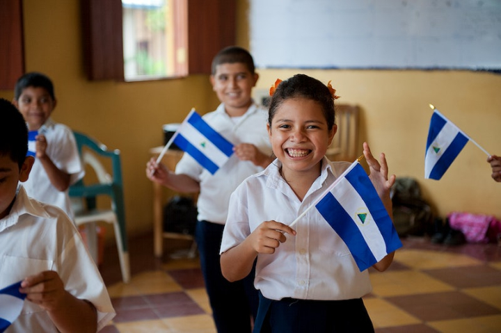 nicaragua,south america,school uniform,peace,latin america,latin kids,person,latin,students,nicaragua flag,girl,school,rawpixel
