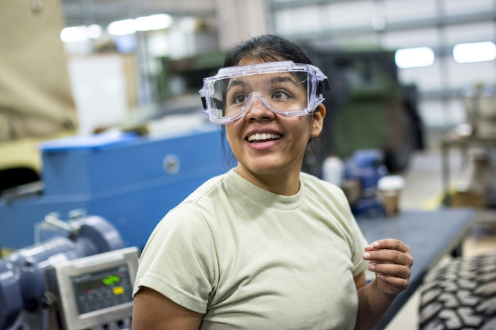 factory worker,factory,science,engineer,science lab,woman,ppe,industry,woman mechanic,mechanic,female engineer,lab goggles,rawpixel