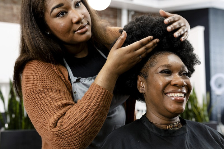 hair salon,black business,black woman,afro hair,hairdresser,hair stylist,black women hair,natural hair,black people,african hair,african american,business owner,rawpixel