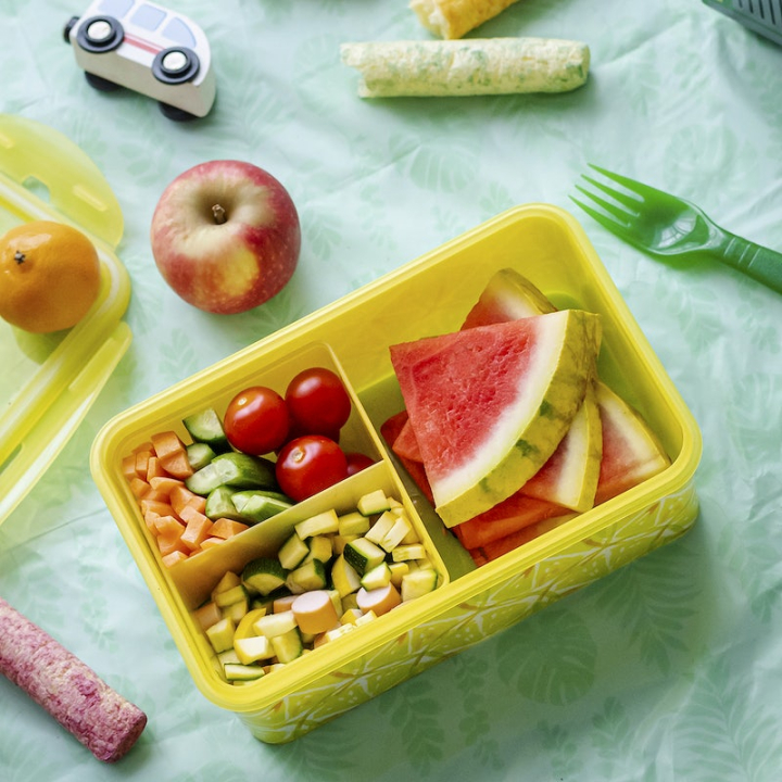 kids food,lunch box,lunch kids,picnic,healthy food,table top,snack,lunchbox,healthy snacks,snack box,bento box,fresh,rawpixel