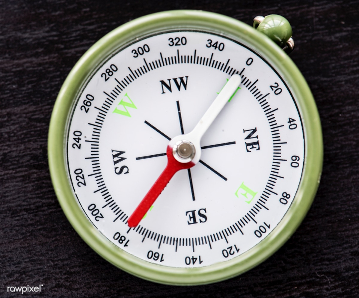 compass,explore,closeup,direction,equipment,guide,isolated,journey,macro,navigation,nobody,object,tool,travel