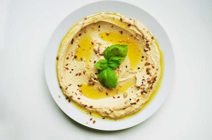 hummus,food,pizza,middle eastern food,food top down,dining,dish,background food pizza,food background,basil,meal,pizza photo,rawpixel