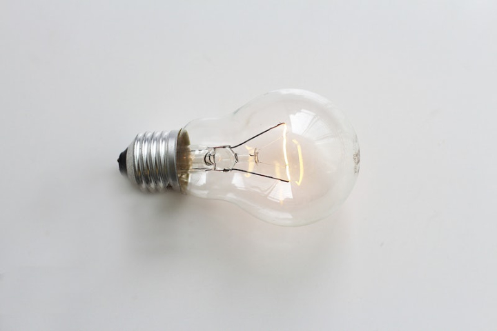 light bulb,electricity,science,bulb,electric bulb,photography public domain,cc0,creative commons,creative commons 0,free,free image,image,rawpixel