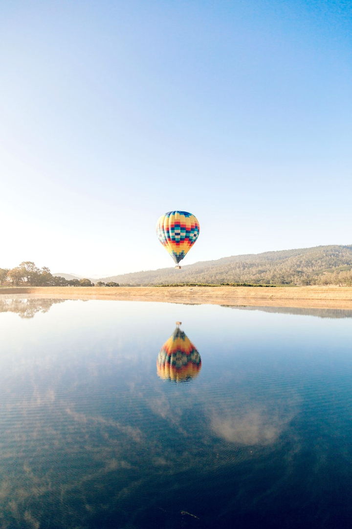hot air balloon,air balloon,photography,public domain,travel,balloon,sky,water hot,cc0,tourism,reflection,water colorful photo,rawpixel