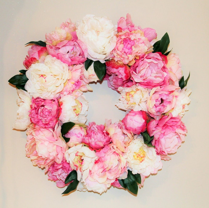 flower wreath,wreath,botanical,flower,public domain peonies,flower bouquet,floral wreath,public domain,floral,white flowers,pink flowers bouquet,flower arrangement,rawpixel