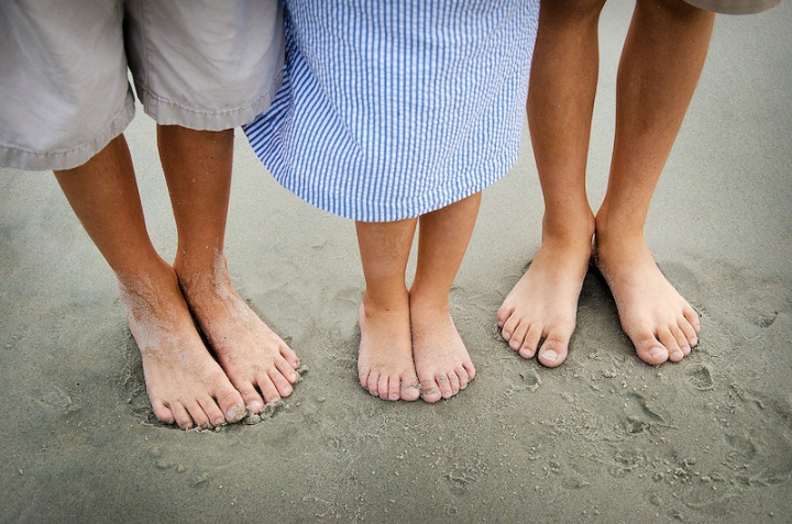 feet,child,woman,beach,public domain feet,family photos,free family photos,foot kid,women barefoot,family,free kid photos,kids beach,rawpixel