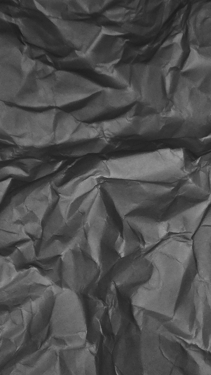 Giấy đen nhàu nát là một chất liệu độc đáo và tính thẩm mỹ cao. Hãy cùng xem hình ảnh liên quan để hiểu thêm về sự tinh tế và phức tạp của việc làm nhàu nát giấy đen.