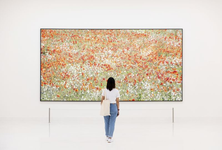 frame,art,mockup,woman,minimal,person,painting,flower field,wall,picture frame,graphic,design,rawpixel