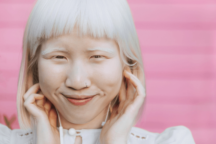 face,aesthetic,pink,woman,person,white,cute,podcast,photo,music,japanese,color,rawpixel