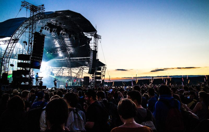 sunset,public domain,facebook,person,music,twitter,photo,photographies,crowd,live,stage,concert,rawpixel