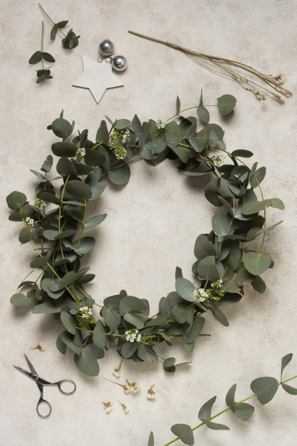 inventive,coronet,crafting,indoor,decorations,top view,top,view,year,branch,decorative,natural,tools,new,leaves,home,table,green,new year