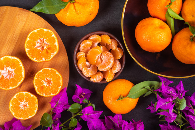 mandarin orange plant,satsuma mandarin,satsuma,healthful,mandarins,ripe,mandarin,fresh,diet,natural,plant,fruits,orange,leaves,flowers,food