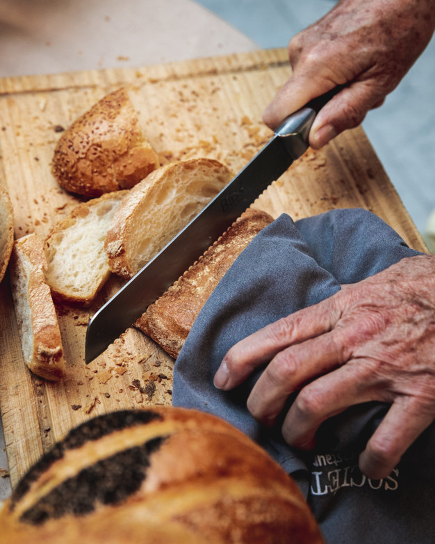 cuts,loaf,baked,flour,nutrition,roll,wheat,bread,bakery,food