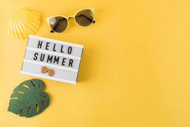 copyspace,nobody,indoors,overhead,artificial,still,fake,eyewear,scallop,monstera,summertime,high,sunglass,seashell,object,season,decor,hello,protection,plastic,view,simple,word,shell,message,studio,vacation,sunglasses,decorative,safety,creative,backdrop,yellow,letter,holiday,text,leaves,box,green,light,leaf,summer,pattern,background
