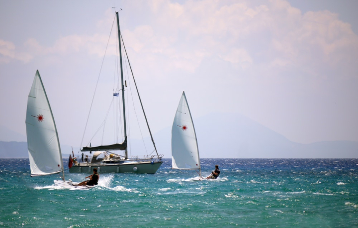 boat,ocean,sail,sailboat,sea,windsurfing