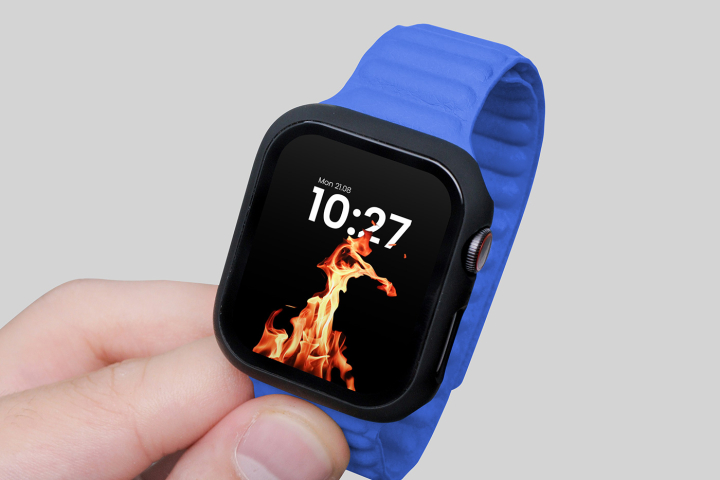 Free,Apple,Watch,in,Hand,Mockup,apple,device,display,retina,screen,smart band,smart watch,wristwatch