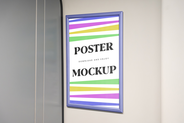 Free,Poster,in,London,Train,Mockup,frame,paper poster,poster