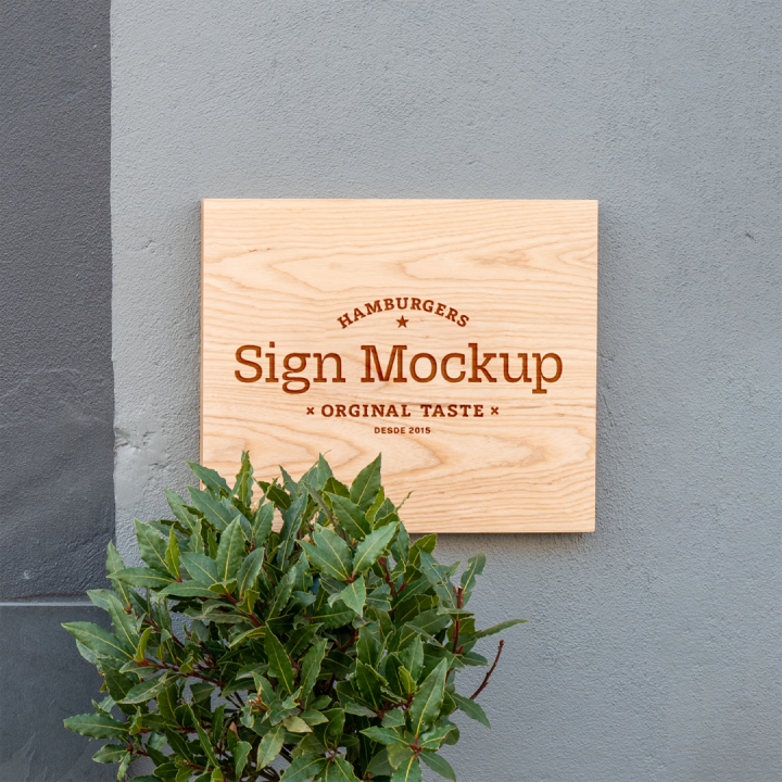 Wood,Sign,on,Wall,PSD,Mockup