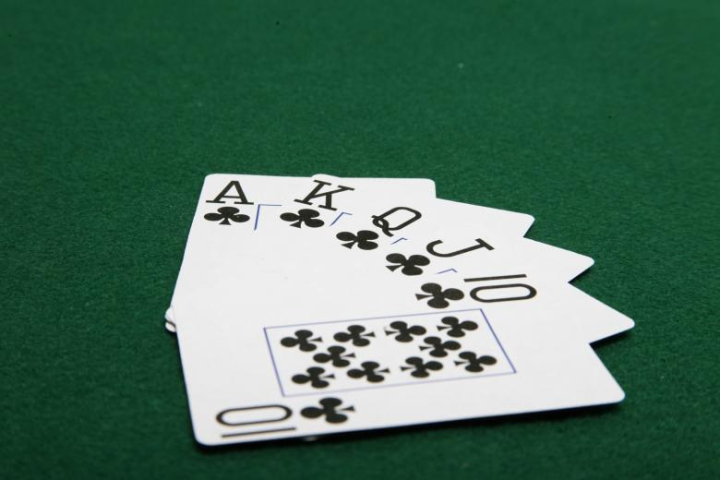 poker,hand,cards,straight,bet,win,gamble,5,draw,netstockvault