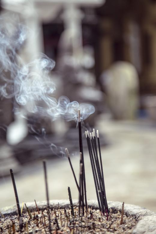 incense,sticks,bourning,smoke,temple,netstockvault