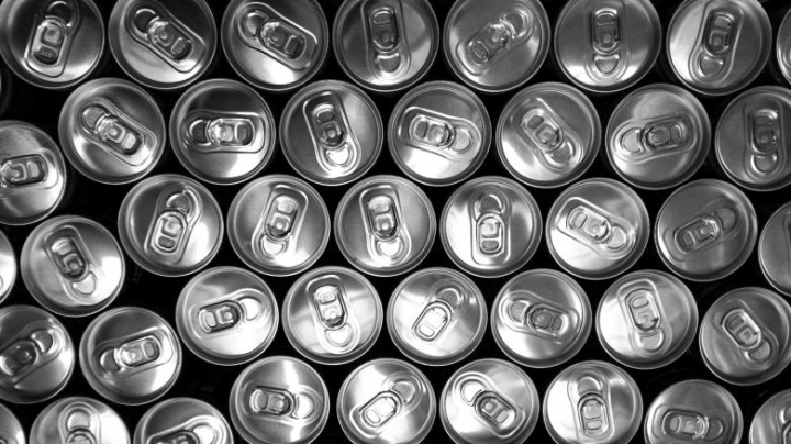 cans,tin,beverage,drink,coke,netstockvault