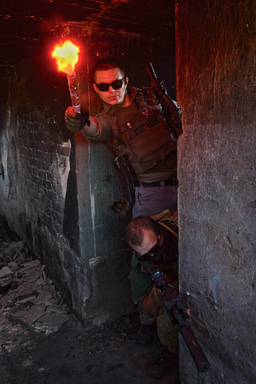 red,flares,airsoft,softgun,army,military,soldiers,tactical,replica,asg,specna,arms,netstockvault