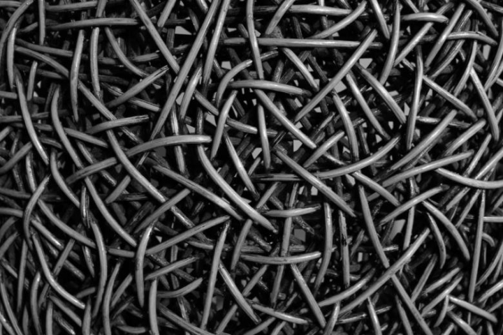 abstract,black,white,tangle,tangled,pattern,weave,woven,wicker,rattan,metal,wire,random,weird,noodle,nails,material,background,backdrop,texture,grunge,mess,knot,jumble,mass,web,twist,mesh,industrial,architecture,textile,blackandwhite,netstockvault