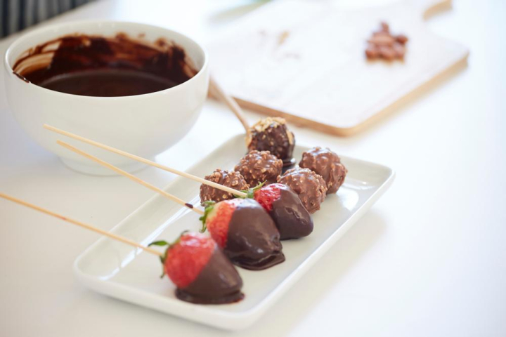 nut,fruit,bowl,a  skewer,kitchen utensils,strawberry,selective focus,the mahogany,table,inside,food,dish,still life,kitchen,chocolate,concept,close-up,close shot,close-up,top angle,korea,xframe