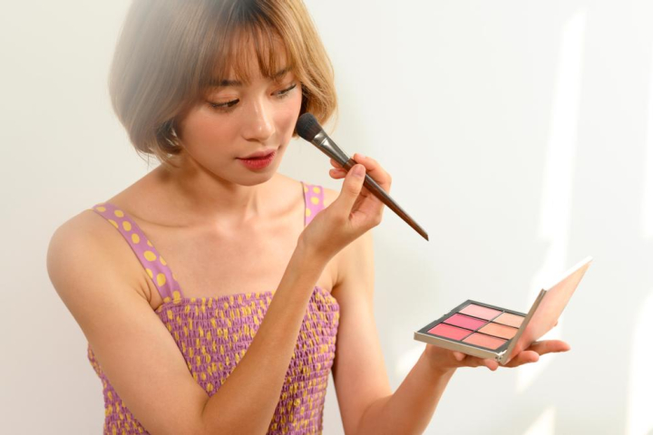Pink dress glitter eye makeup tutorial step by step simple easy soft Eye  Makeup - YouTube