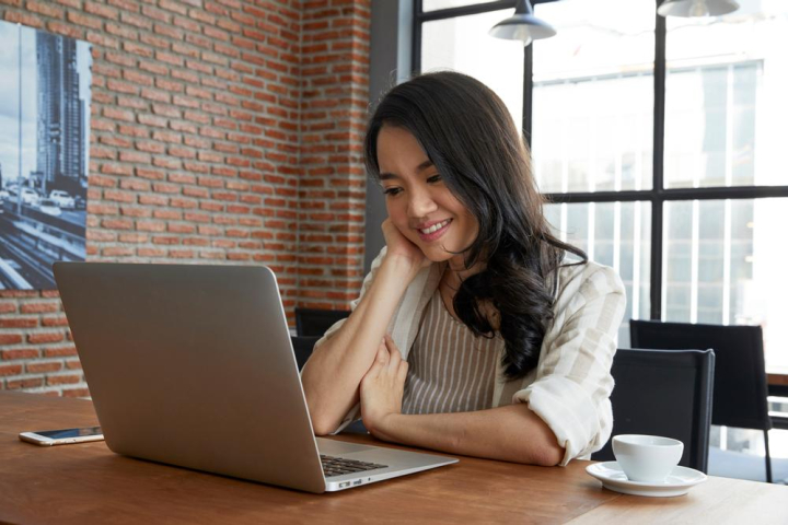 girl,business,young,indoors,potrait,laptop,woman,cup,glass,coffee,25-30 years,black,wooden,smiling,asian ethnicity,face,excited,officer,holding,wall,photograph,shirt,polite,hairstyle,beauty,white,office,pretty,table,sitting,long hair,caucasian ethnicity,happy,beautiful,alone,tea,morning,cute,bulb,thai,thailand,thai people,asia,asian people,xframe