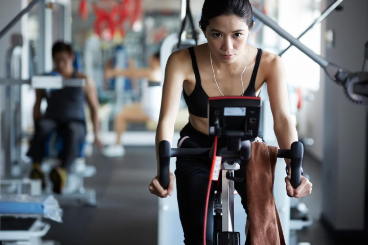 woman,riding,auto bike,doing exercise,fitness center,cycling,machine,training,adjust,adjustment,gym,friend,physical,together,equipment,weight,goal,practice,indoor,body,sitting,sport club,lose weight,fitness club,body shape,spinning,cardio,bike,sporty,female,fitness,healthy,active,thai,thailand,asian,asia,lifestyle,adult,youth,portrait,sports,activity,slim,sportswear,athletic,athlete,wellbeing,black hair,wellness,workout,health,vitality,xframe